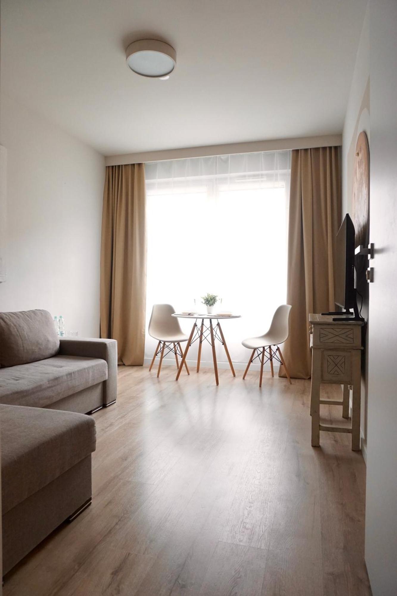 Komputerowa Apartments Airport And Business District 바르샤바 외부 사진